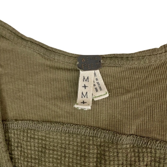 Free People Malibu Thermal Waffle Knit Long Sleeve Olive Thumbholes Medium - Picture 10 of 13